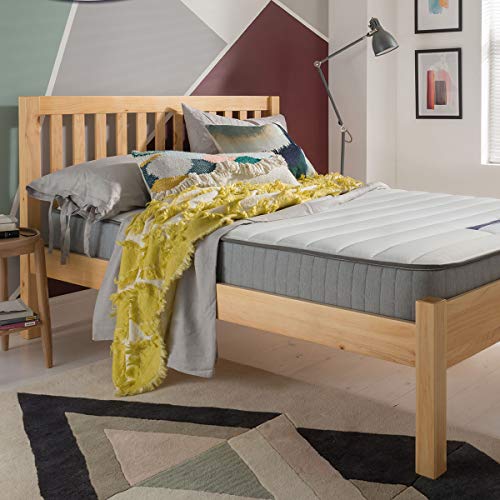 Silentnight Kids Pocket Sprung Mattress | 600 Pocket Springs | Foam & Chemical Treatment Free | Hypoallergenic and Breathable | Double