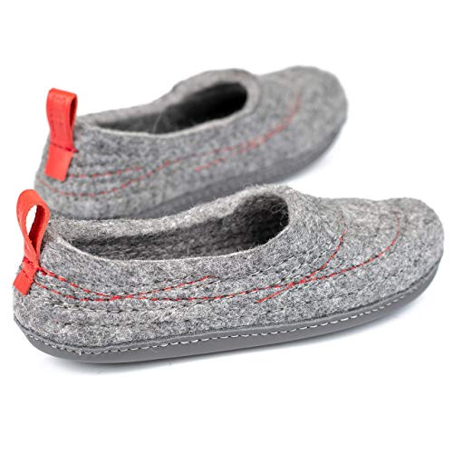 Burebure Warm Wool Slippers With Embroidered Surface And Red Pull Loop Handmade In Europe thumb #1