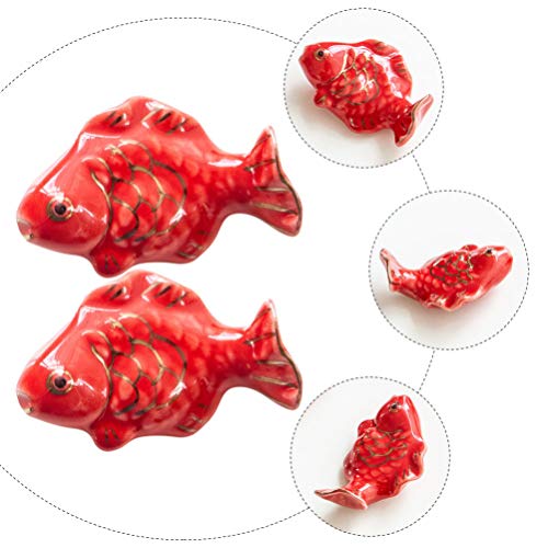 ABOOFAN 2Pcs Cerâmica Pauzinhos Titular Red Goldfish Em Forma de Titular Suporte Faca de Jantar Colh