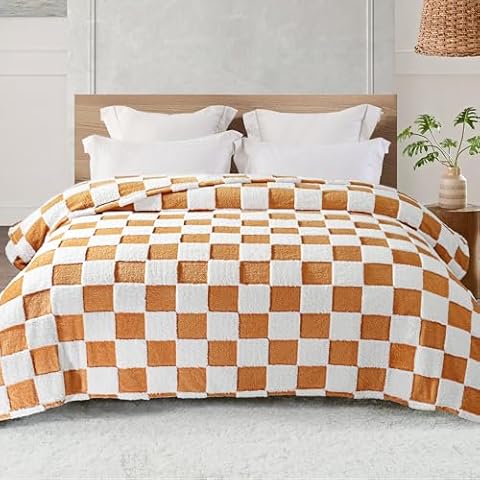 Exclusivo Mezcla Cozy Checkered Fleece Blanket Cover