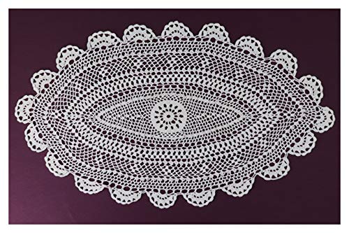 Napperon en dentelle au crochet fait à la main Cover