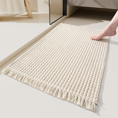 Yokqexz Tapis De Salle De Bain Épais Et Tressé – Tapis De Porte Antidérapant en Coton Durable, Lavable, avec Pompons Décoratifs(Beige,60x90cm)