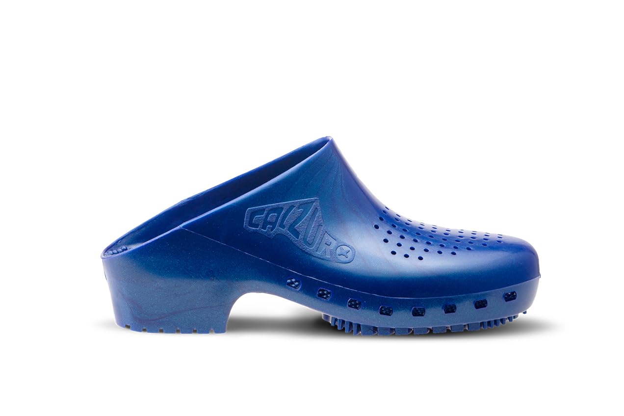 Calzuro Chaussons sanitaires S Classic avec trous professionnels CE
