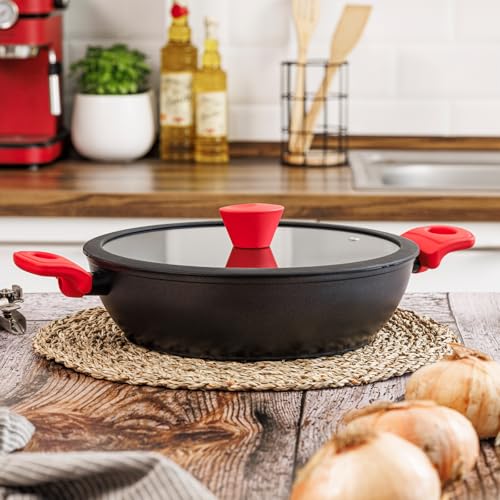Cacerola baja CASTEY RED de aluminio 100% reciclado para cocinar guisos saludables en cocinas de inducción 4