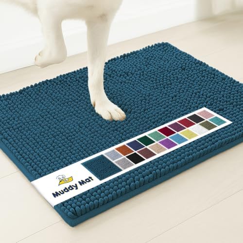 Muddy Mat plush chenille mat with 1-inch thickness absorbing moisture