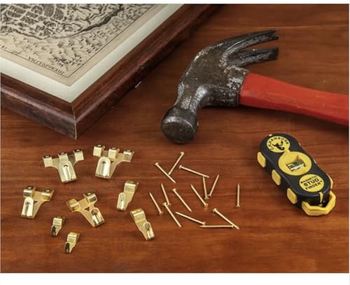 Image of CH Hanson 3047 Magnetic Stud Finder with Picture Hanging Kit