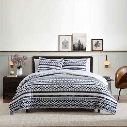 Image of Eddie Bauer - Twin Comforter Set, Reversible Plush Bedding with Matching Sham, Dorm Essentials, Oeko-Tex Certified (Shelton Fair Isle Navy)