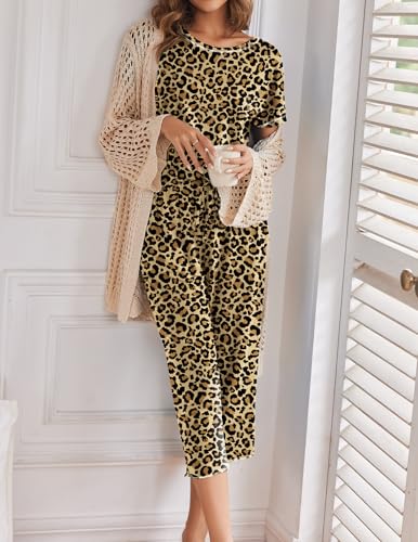 Image of Ekouaer 2 Pack Womens Pajamas Sets Short Sleeve Tops and Capri Pants Pjs Colorful Printed Sleepwear Sets