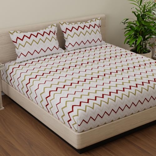 Image of HUESLAND by Ahmedabad Cotton 144 TC Cotton Elastic Fitted Bedsheet King Size with 2 Pillow Covers | 72 x 78 inches