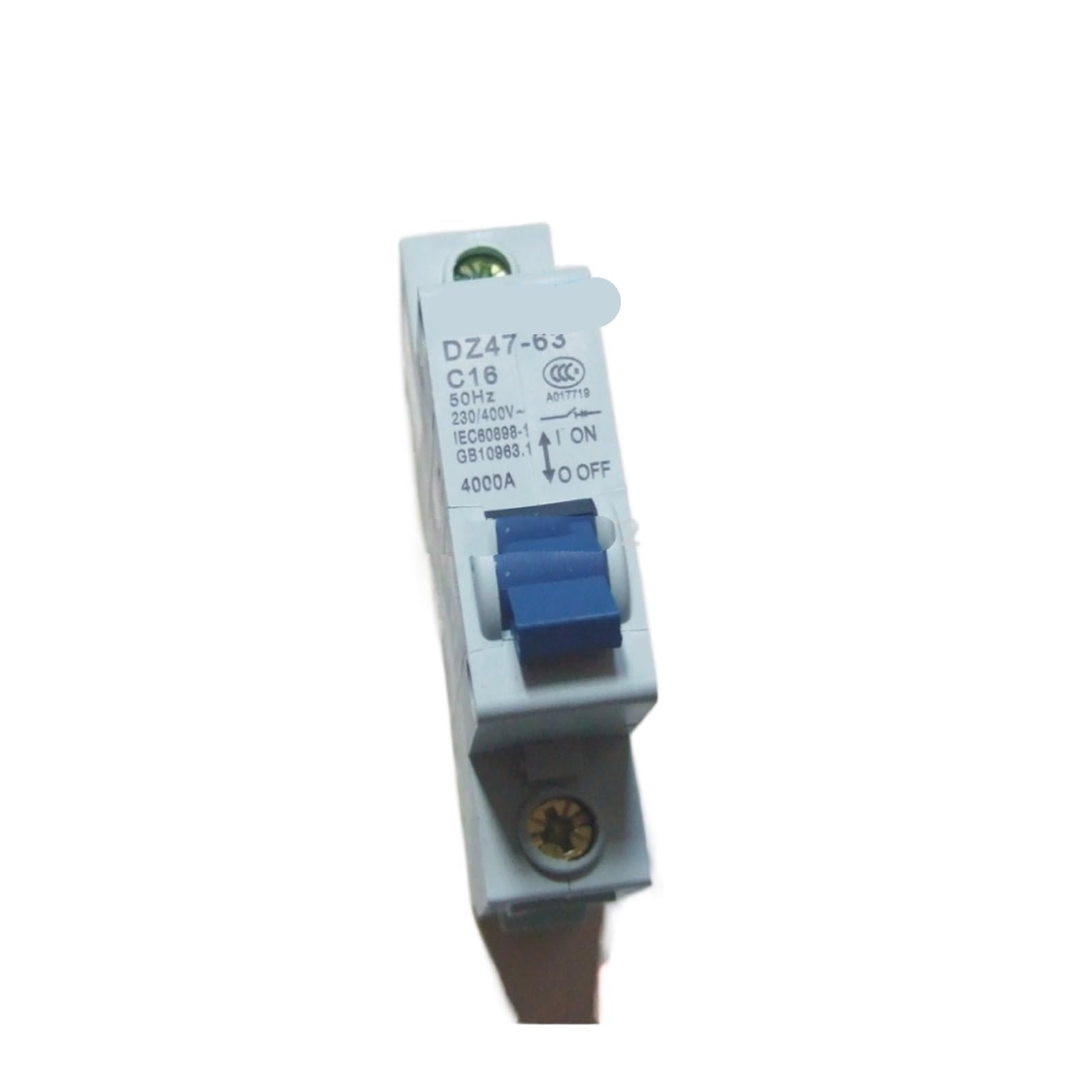 Disjoncteur C45 1P 16A courbe C coupe instantanément les surcharges électriques