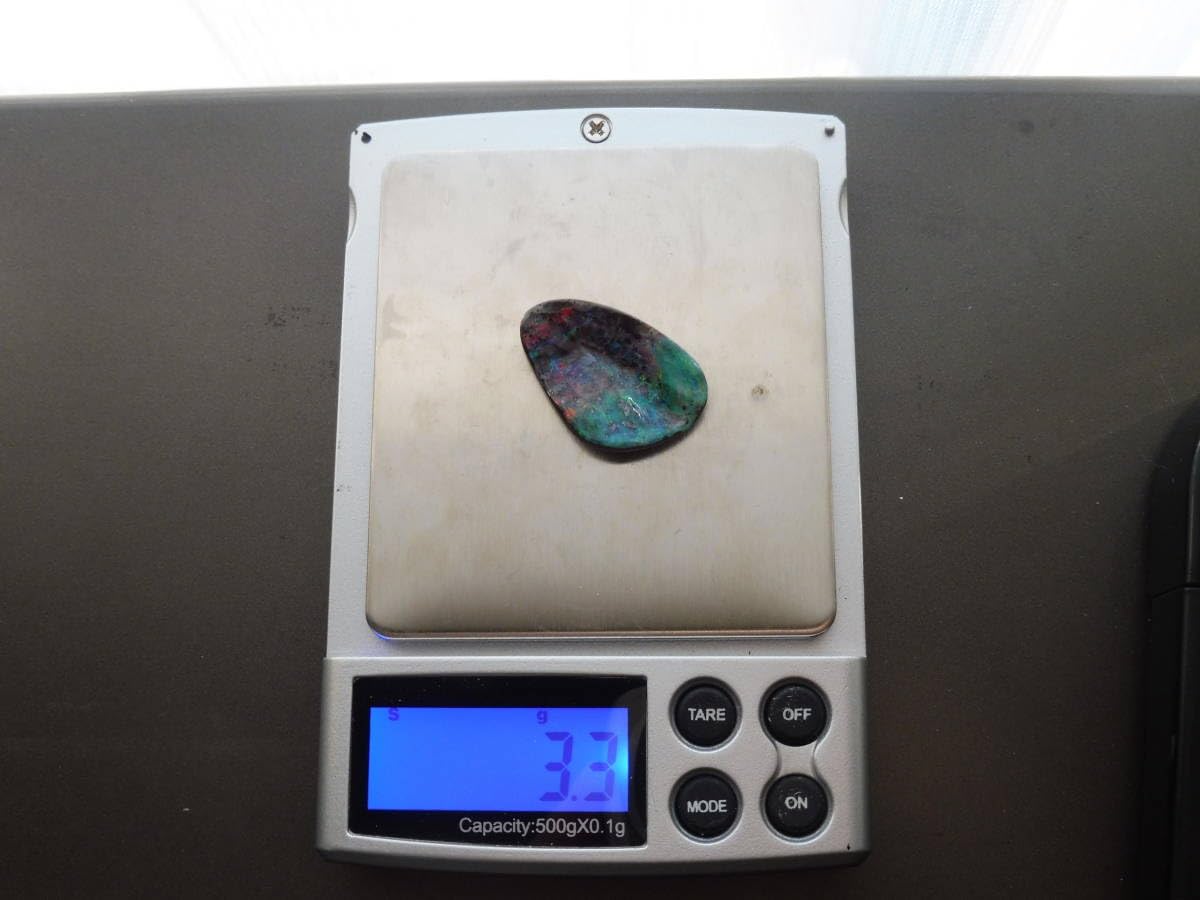 Amazon.co.jp: 赤色遊色 天然ボルダーオパール 約16.5ct 大判 ルース 