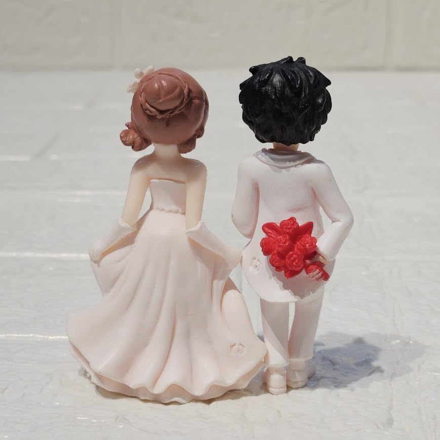 Image of Miniature Wedding Couple Figurines | Cute Bride & Groom Mini Statues for Miniature Garden Decor, Dollhouse Accessories, Terrariums & Gifting | Romantic Couple Showpiece
