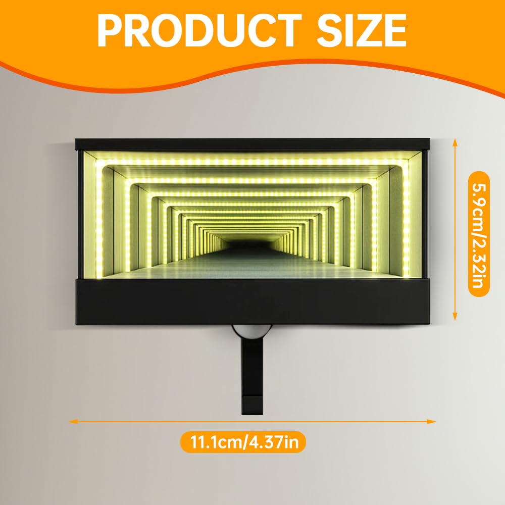 Infinity Garage Portachiavi con funzione di ricarica USB, con luce LED, portachiavi con sensore di movimento, display chiave auto, regalo decorativo per gli amanti delle auto
