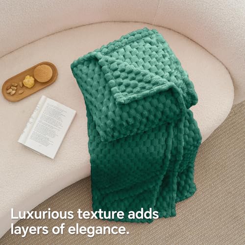 Image of BEDELITE Dark Green Large Throw Blanket for Couch, Cozy Gifts for Women