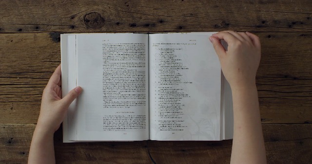 Image of ESV GraceLaced Bible, Journaling Edition (Artwork by Ruth Chou Simons) (Hardcover)
