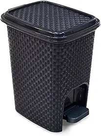 LIXEIRA RATTAN PRETA C PEDAL 7 LTS