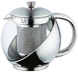 Der aus Edelstahl hergestellte Sieb ist sehr fein. Es gelangen keine Teereste in das Heißgetränk.