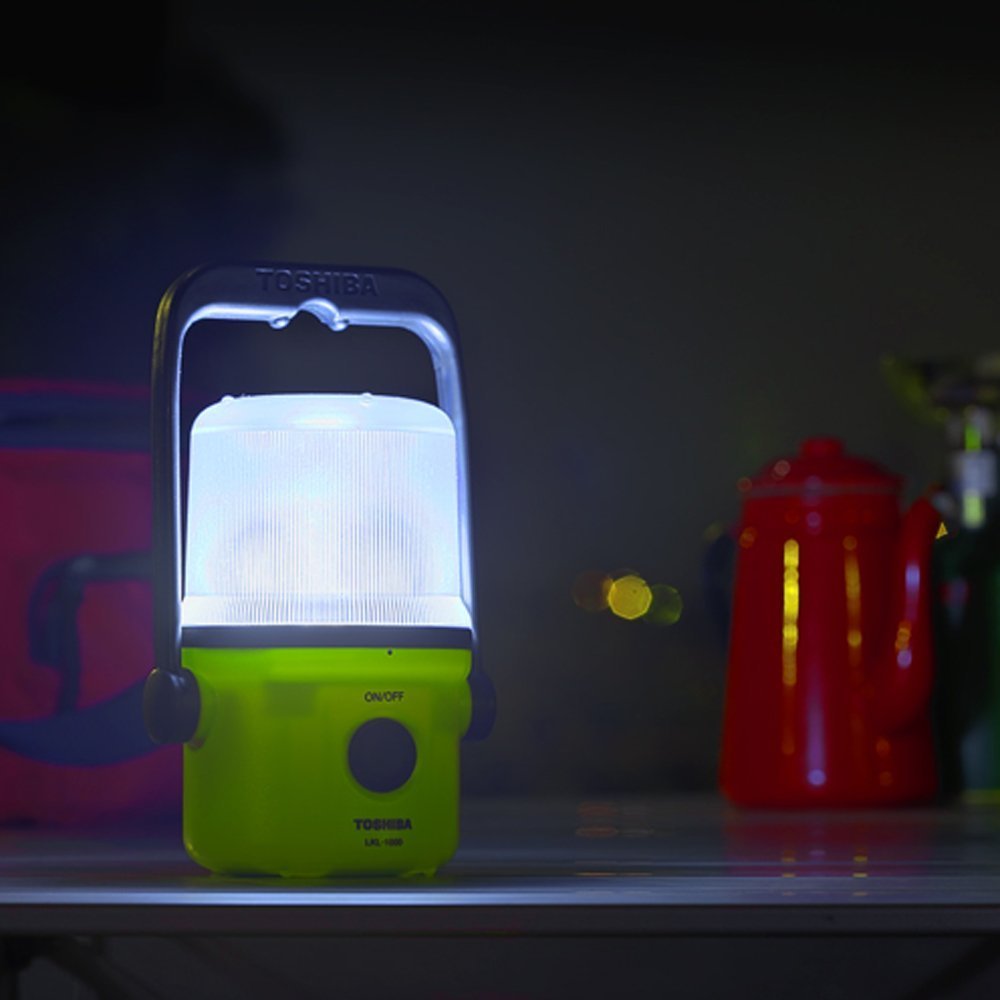 Amazon.co.jp: 東芝 LEDランタン LKL-1000(G)N 【まとめ買い3個