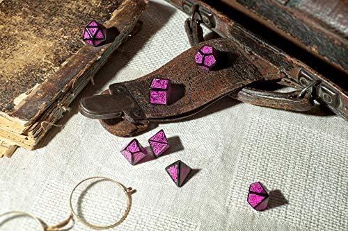 Q-Workshop CTR3P - Call of Cthulhu 7th Edition Dice Set Black & Magenta (7)