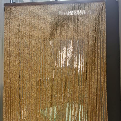Rideau de porte suspendu en bambou pour sublimer la cloison de votre chambre