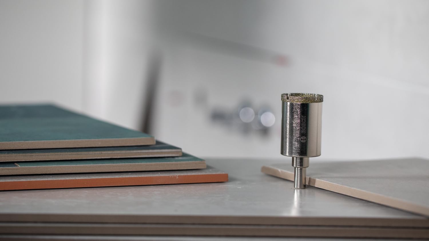 Bosch 1x Sega a tazza con mandrino per piastrelle
