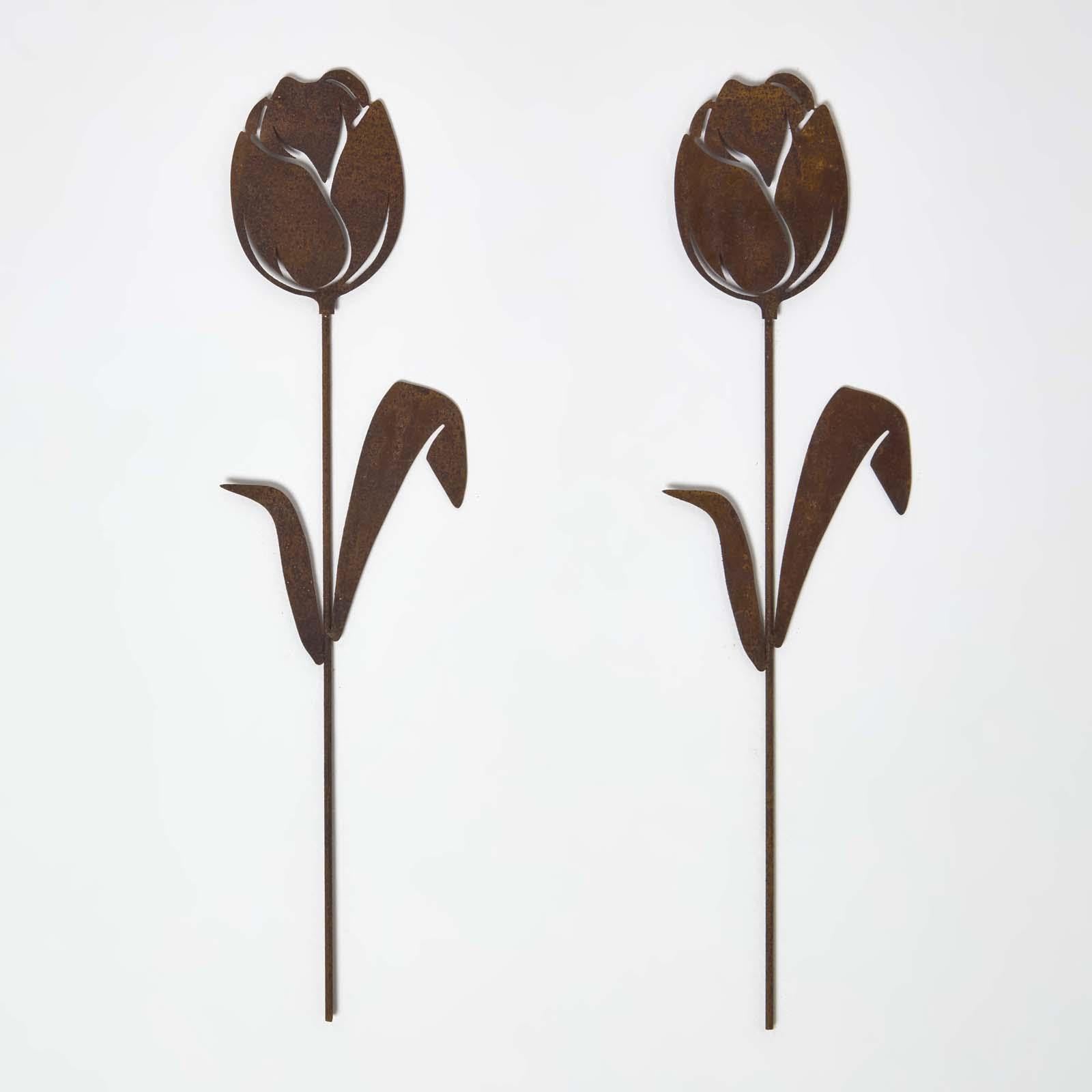 HOMESCAPES Metal Garden Stakes Decorative, Set of 2 Rustic Metal Flowers Silhouette, 37cm Tulip Flower Stake, Weatherproof Vintage Outdoor Ornament for Gardens, Plant Pots, Planters & Balcony