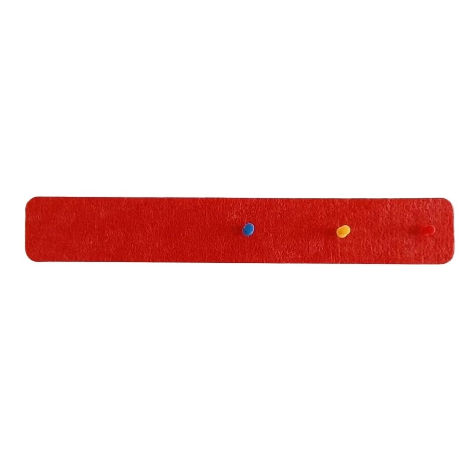 Panneaux en feutre autocollants rouge pour créer un coin mémo inspirant dans votre chambre