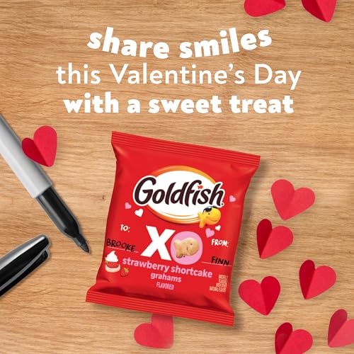 Goldfish Valentine's Day Flavored Graham Crackers Snack Packs, 24 Count 0.75 Oz - image 4