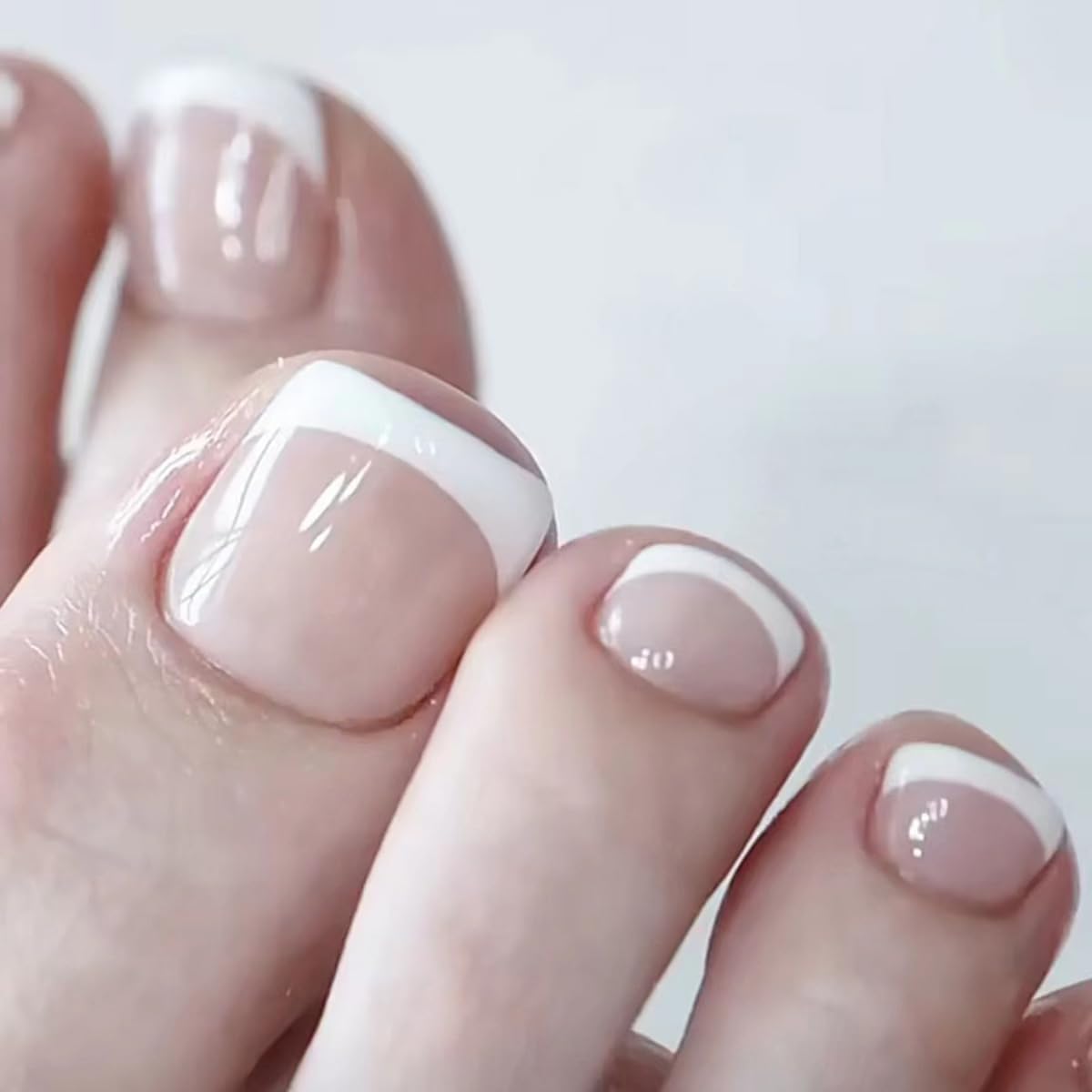 KyzistnFalse Toe Nails, Square Short Acrylic Stick on Toes, 24Pcs Press on Nails for Feet Fake Nails with Jerry Glue for Women and Girls