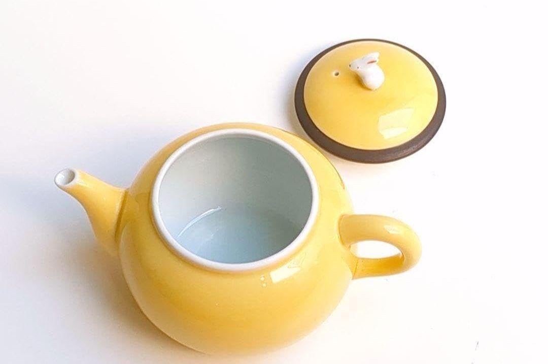 Amazon | 深川製磁 百年庵 急須 うさぎ 黄 | ノーブランド品 | 急須 通販