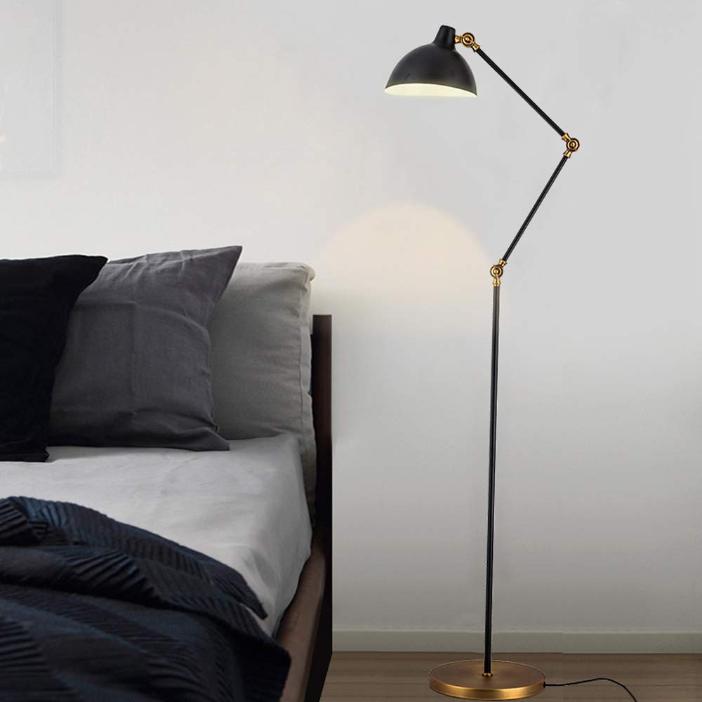 Lámpara de pie decorativa estilo vintage con estructura de hierro