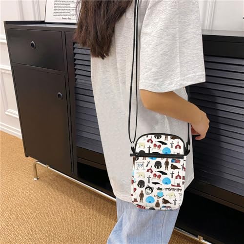 HOLLP Greenland Map Crossbody Bag Greenland Travel Gift Greenland Pride Small Sling Bag Greenland Souvenirs Gifts3