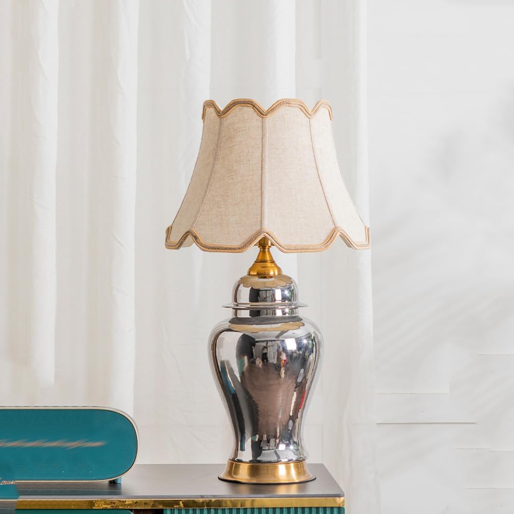 Klassieke bureaulamp keramische tafellamp voor woonkamer zilveren glazuur afwerking tafellampje met textuur stof schaduw bedlamp
