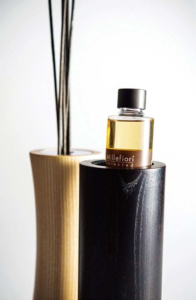 Millefiori Wazon Ellise dyfuzor 250 ml Air Design wraz z pałeczkami, naturalne drewno, 10,4 x 10,3 x 24,1 cm