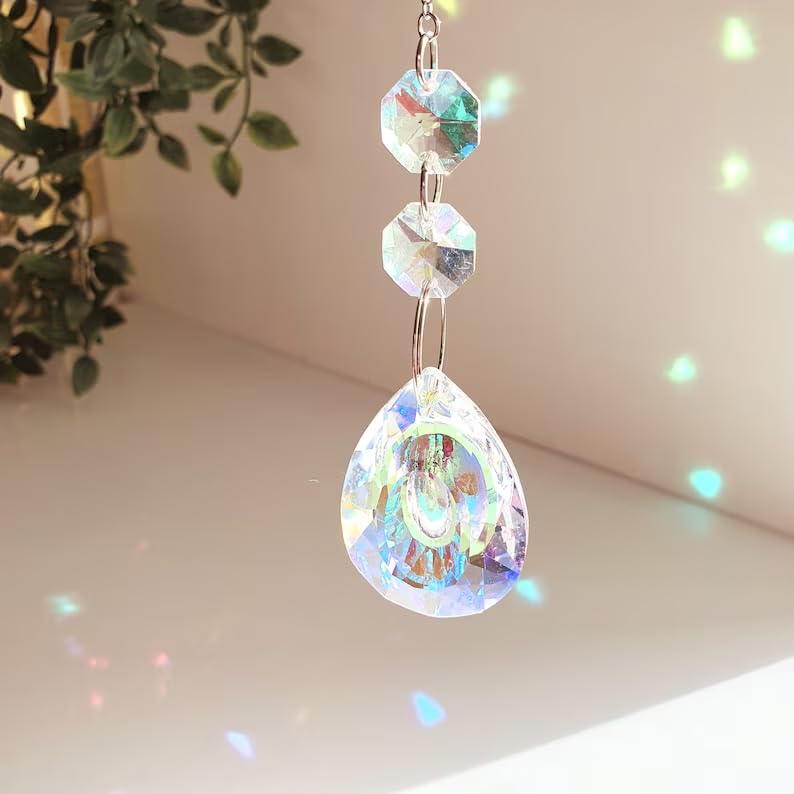 SILVERBILL Crystal Prism Suncatcher Art Hanging Crystal Sun Catcher Prism Ball Rainbow Decor for Christmas Tree Decoration and Car Pendants (5)-image-15
