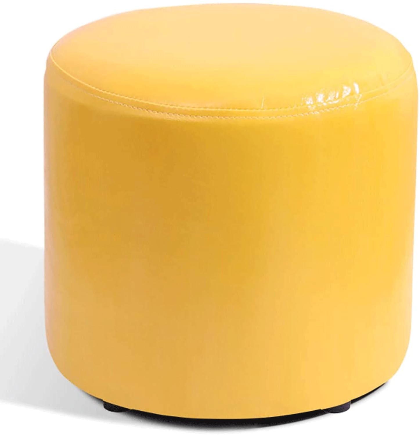 Petit banc pouf cube rembourré pour gagner de la place