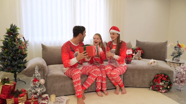 Pyjama De Noël Famille En Polaire | Haut Et Pantalon Motif Fête - Confortable, Chaud, Pour Soirée Réveillon