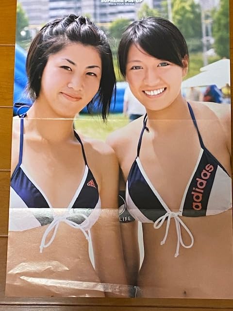 Amazon.co.jp: 浅尾美和×西堀健実 両面ポスター : おもちゃ