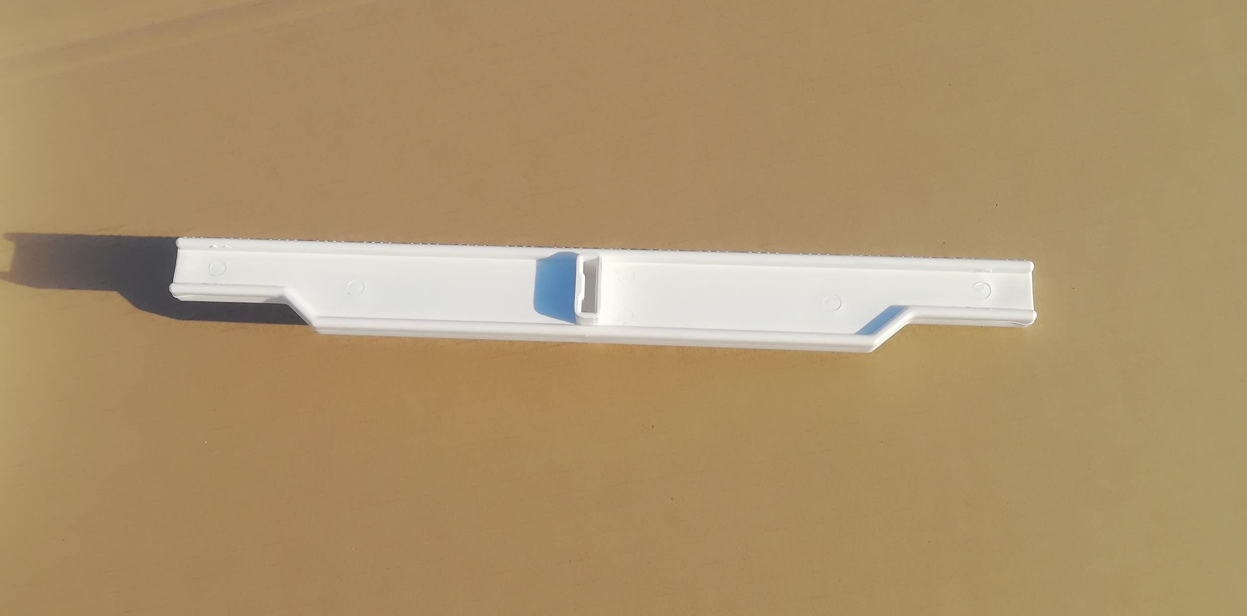 Naturii mt 1 Griglia Astral 295 Trasversale per Bordo sfioratore Modello Barcelona 29,5 Cm X 2,2 Cm