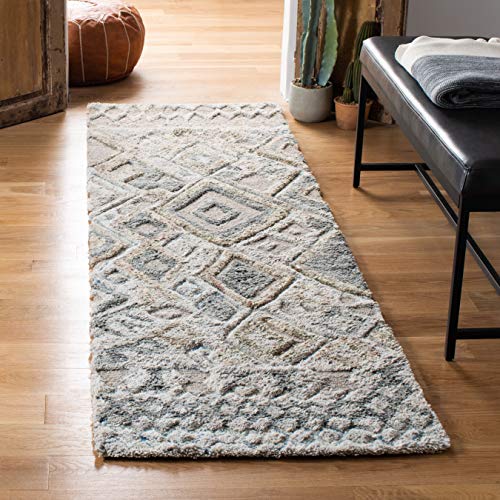 SAFAVIEH Casablanca Collection Runner Rug - 2'3