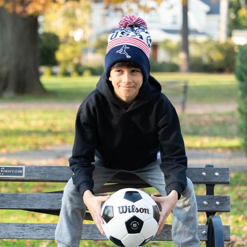 ChalkTalkSPORTS Gorro de malha de futebol | Gorro de pompom de futebol, Jogue futebol, Tamanho Único