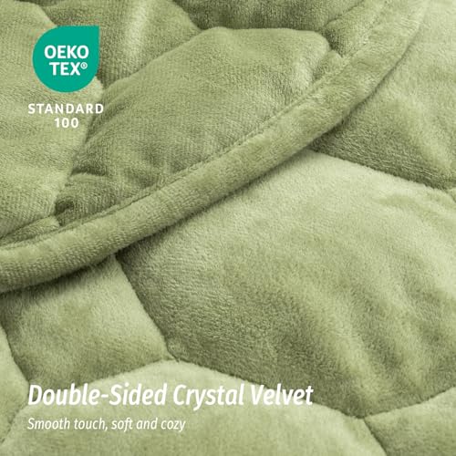 Image of Wemore Weighted Lap Blanket 7lbs for Adults, Small Weighted Blanket for Travel, Calming, Relaxing, Napping and Sleeping, All-Season Weighted Lap Pad, Machine Washable, Green 24x29 inches