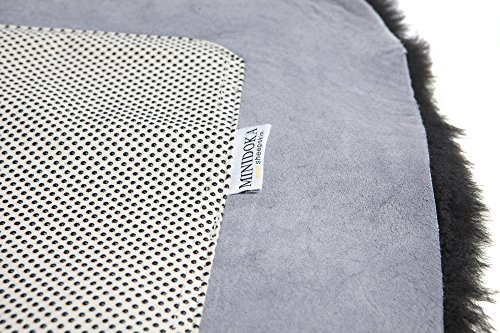 Desert Breeze Distributing Australian Sheepskin Seat Pad, Thick Short Wool, Natural Leather for Premium Fit, Non-Slip Backing, Black, 20 x 20, Minidoka Sheepskin