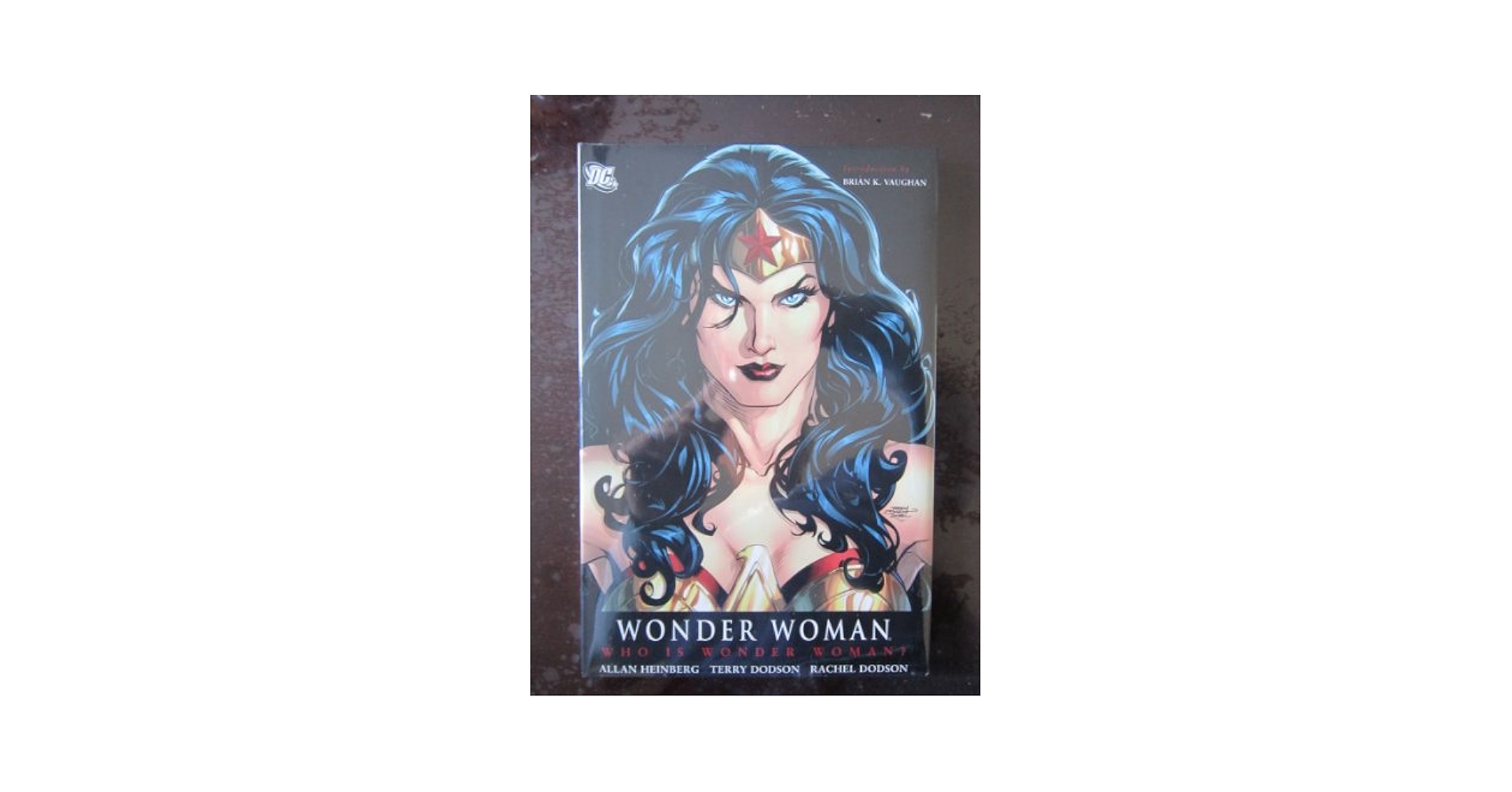 アメコミ　WONDER WOMAN:WHO IS WONDER WOMAN? Amazon | Wonder Woman: Who Is Wonder Woman The Deluxe