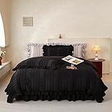 Détails texturés décoratifs : les bandes plissées horizontales distinctives créent un intérêt visuel dimensionnel et un attrait tactile, rehaussant l'esthétique générale de votre ensemble de literie.