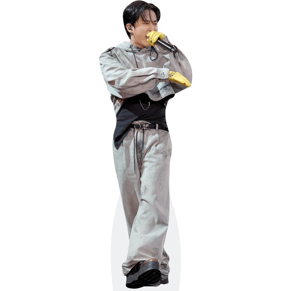 Changbin (Singing) Life Size Cutout
