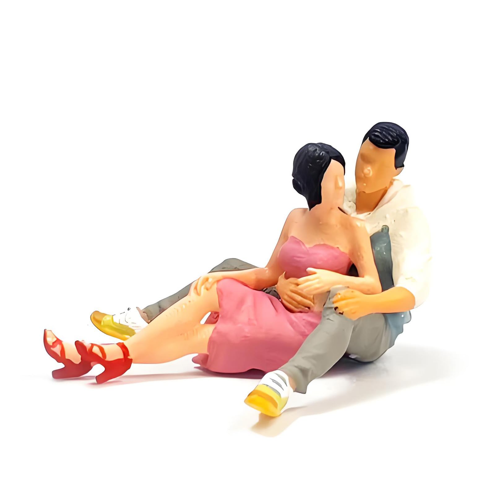 Shurhome Precisions Sized 1: 64 Resin Miniature Couple Statue for Architectural Models Train Set and Creative Scene Arrangements Couple Figurine