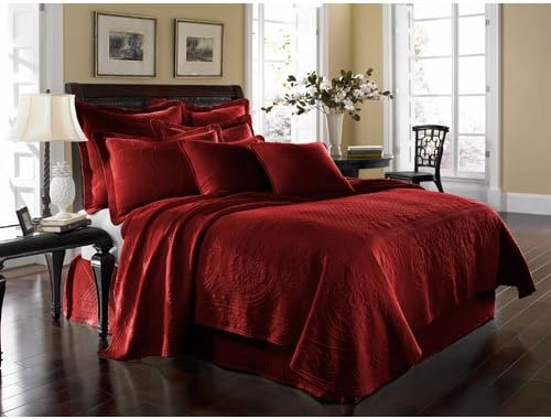 King Charles Matelasse Coverlet