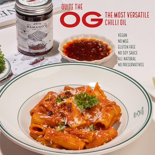 Image of RAMANO'S OG Chilli Oil 240 GM Each with 5 Handpicked Chillies, Garlic & Sichuan Peppercorn, Crispy Spicy Dip for Pizza, Noodles, Drizzling for Ramen & Dumpling, Chilli Food Oil for Cooking (Pack of 2)