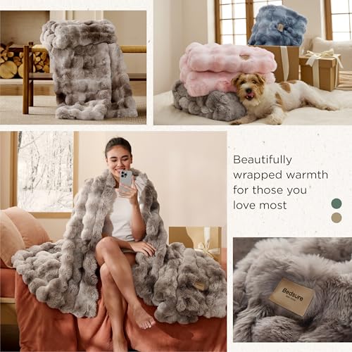 Bedsure GentleSoft Fluffy Faux Fur Throw Blanket, Fuzzy Soft Bubble Blanket for Couch, Faux Fur Decor for Home Bedroom Living Room, Thick Furry Cozy Gifts for Women, Tie-dye Brown, 50x60 Inch